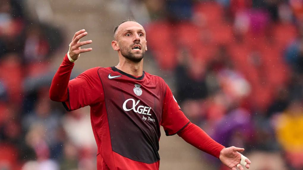 “Người khổng lồ” 40 triệu euro cập bến Barca